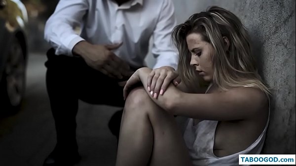 Kinky stories: hemlös tonårsflicka